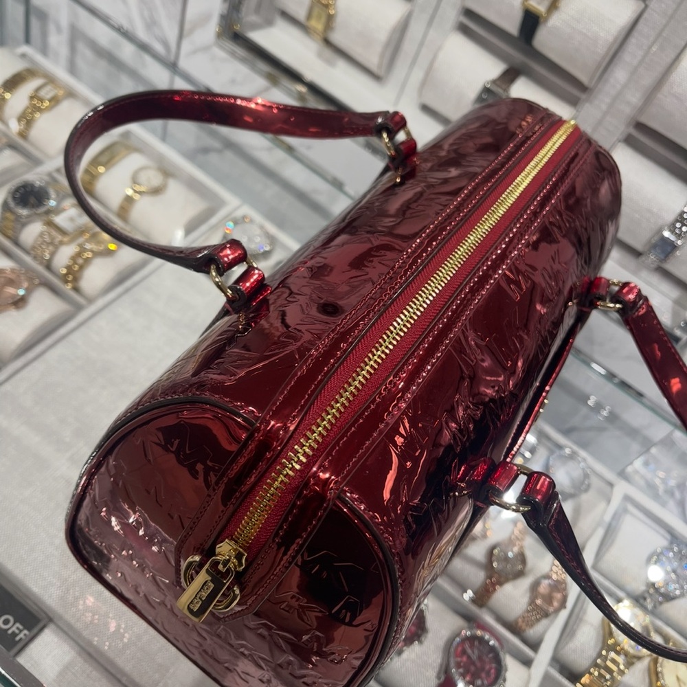 MICHAEL KORS Jet Set Medium Metallic Logo Debossed Satchel
Cherry 
NWT - Picture 5 of 15